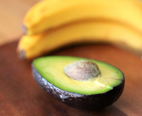 top-5-foods-for-natural-asthma-relief-avocado